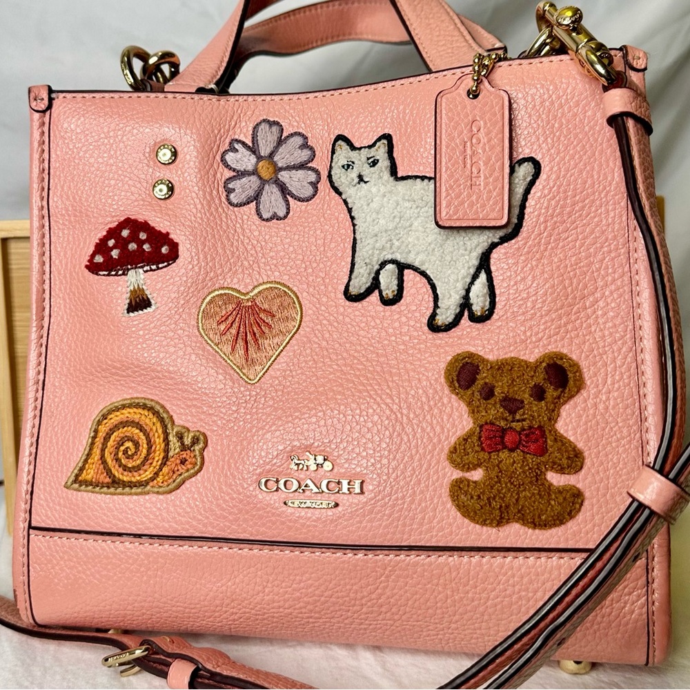 COACH Coral Pink Peach Leather Dempsey 22 Dog Cat Creature Patches Satchel Tote